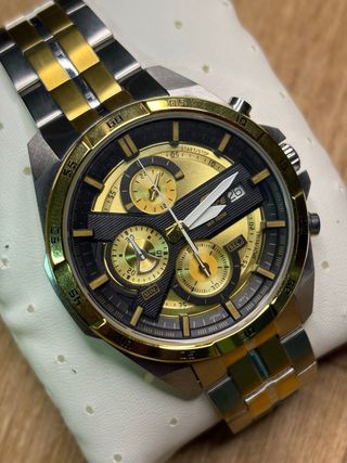 Reloj Casio Edifice Cronógrafo Dorado