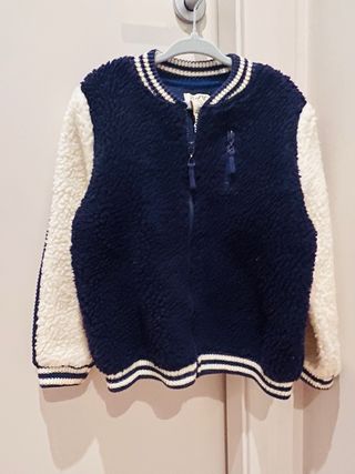 Chaqueta tipo bomber de borreguito