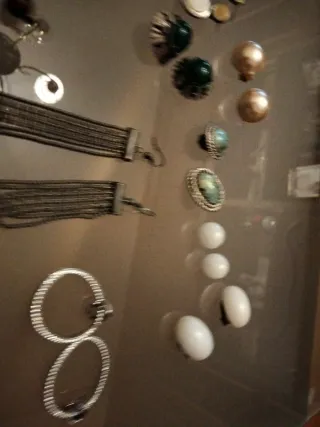 Pendientes de bisutería varios