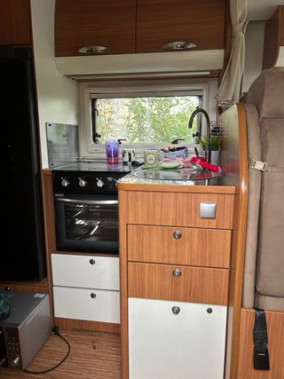 Adria Matrix M650SK 2011