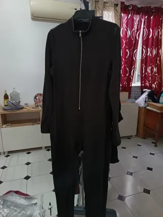 Mono enterizo con cremallera