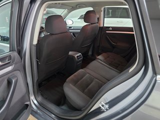 Volkswagen Golf VI 1.6 TDI Sport variant 2011