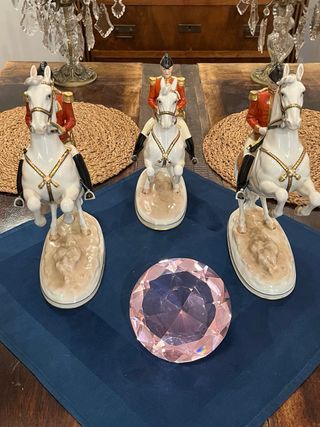 Augarten Caballo Courbette Porcelana firmado