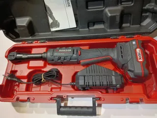 Trinquete PARKSIDE 20V con Batería y Cargador