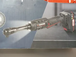 Trinquete PARKSIDE 20V con Batería y Cargador