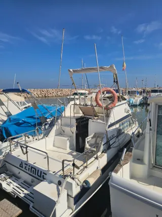 Barco Bayliner fly 7 metros de eslora, Diesel 230c