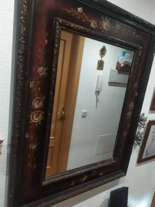 Mueble de entrada pintado a mano