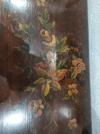 Mueble de entrada pintado a mano