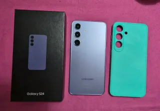 Samsung S24 Caja y Funda Turquesa