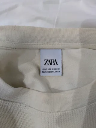 Sudadera / jersey de ZARA en color beige/crema - S