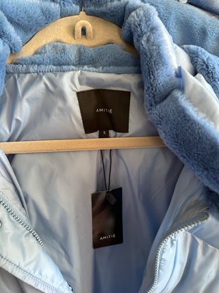 Abrigo azul turquesa