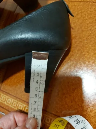 Zapatos Hispanitas tacón negro y plata