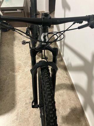 Bicicleta Scott Scale 940