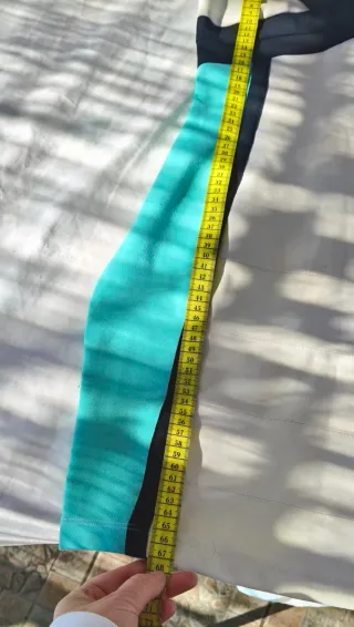 Vestido Suiteblanco ajustado tricolor