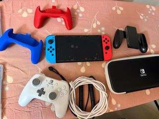 Nintendo Switch OLED Azul/Vermelho