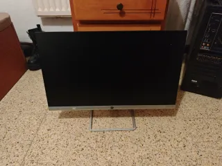 Monitor HP 24 fw White audio Negro y Plateado