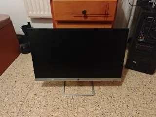 Monitor HP 24 fw White audio Negro y Plateado