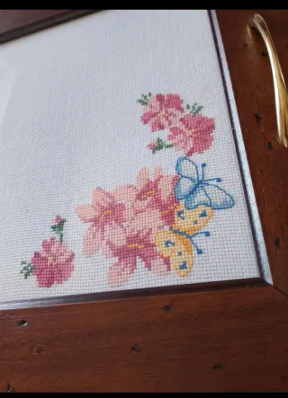 Vassoio legno ricamato fiori farfalle