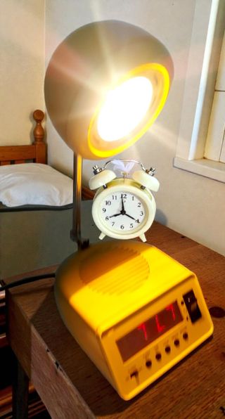 Lampada Space Age con Sveglia Vintage