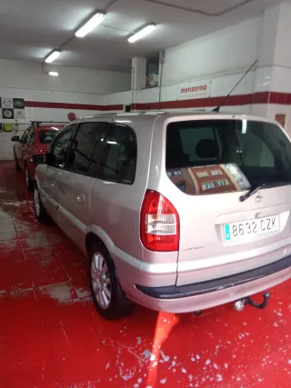 Opel Zafira 2004