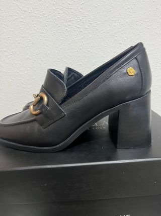 Zapatos Carmela Negros Talla 38