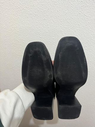 Zapatos Carmela Negros Talla 38