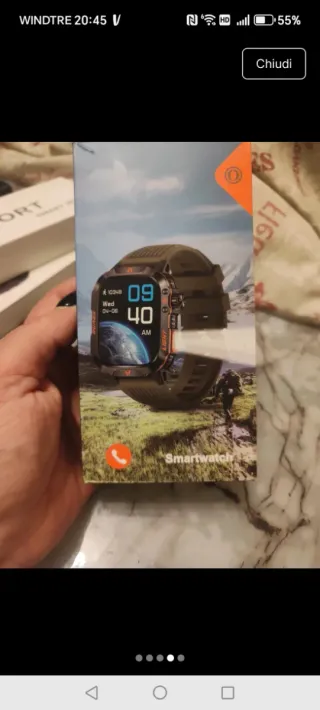 Smartwatch Nero e Arancione