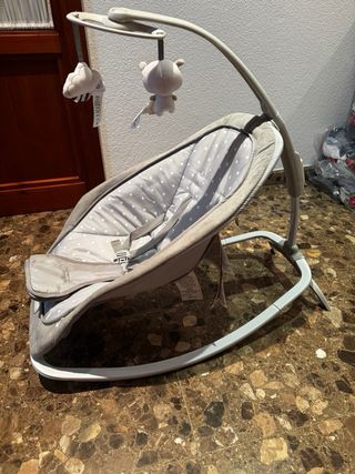 Hamaca para bebé gris con lunares