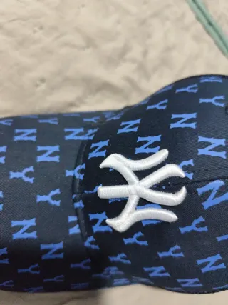 Gorra New York Yankees Azul y Negra