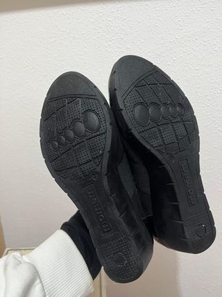 Zapatos tacón MOMEN negros Talla 38
