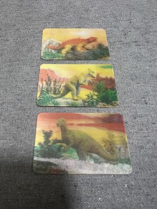 Cromos de dinosaurios auténticos