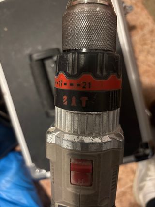 Taladro Percutor Crown 20V MAX 4Ah