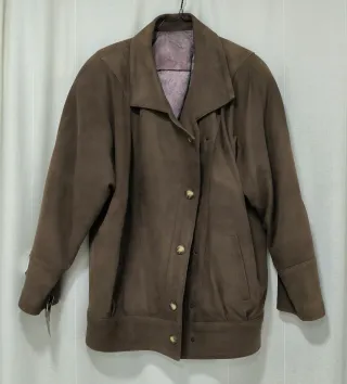 Chaqueta de piel marrón