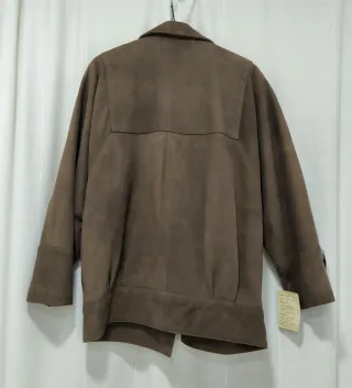 Chaqueta de piel marrón