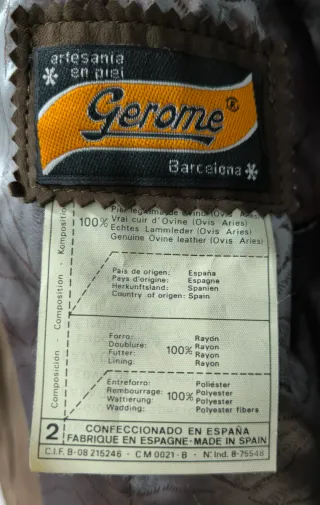 Chaqueta de piel marrón