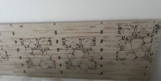 Cabecero de madera hecho a mano