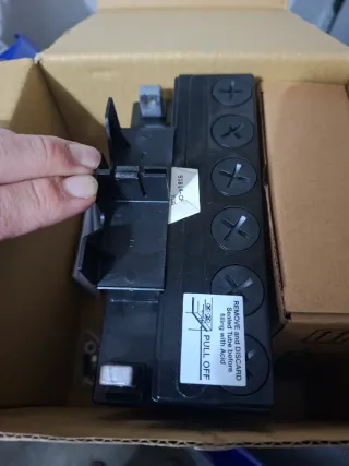 Bateria YUASA 51814 12V 18Ah 100A