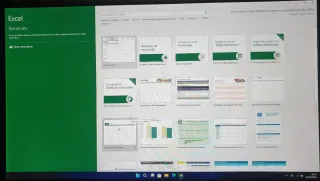 Ordenador Lenovo w11 I3 WIFI