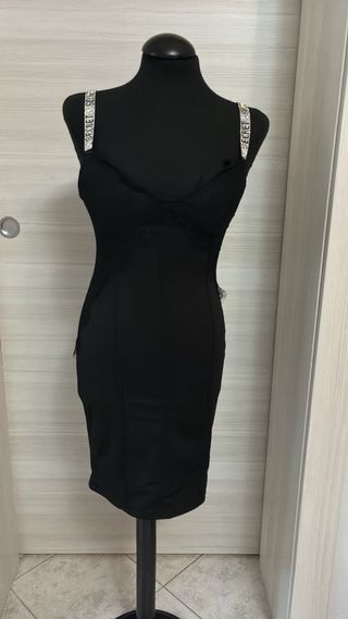 Abito pizzo e spalline strass