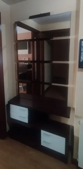 Mueble de entrada wengue con espejos