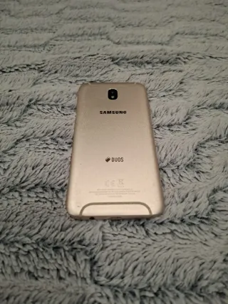 Samsung Galaxy J7 (2016)