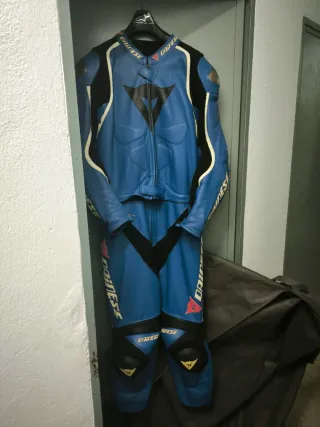 Mono Dainese Laguna Seca 2 Piezas Talla 54