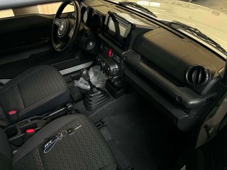 Suzuki Jimny 2025