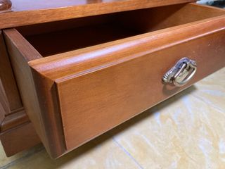 Mueble madera estantes y cajones