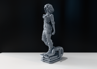 April O’Neil, de las Tortugas Ninja. Figura 24cm