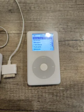 iPod Classic 20GB Blanco + Regalo