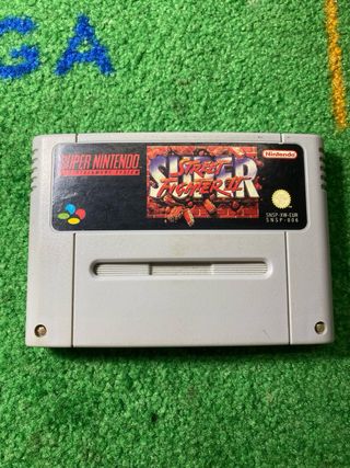 Super Nintendo con 2 mandos y 4 juegos