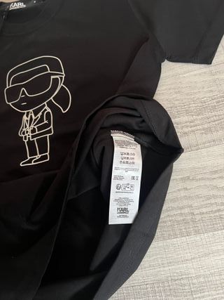 Camiseta Karl Lagerfeld Negra