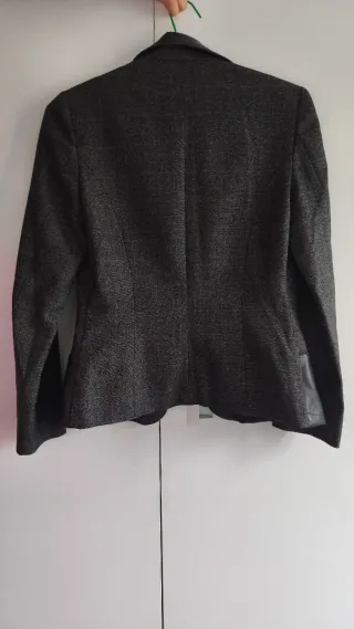 Americana Armand Basi Piel Negra