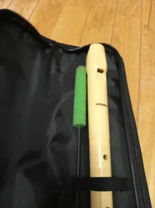 Funda para flauta con flauta